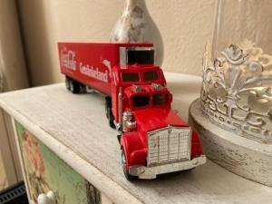 Getränkeland Coca Cola Truck 32cm lang