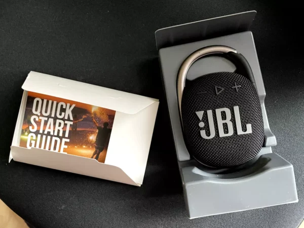 JBL Clip 4